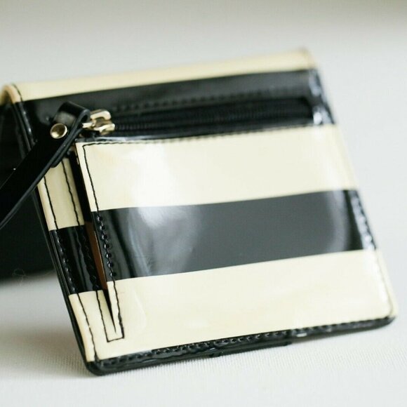 Kate Spade Classic Ivory Black Patent Wallet - Picture 8 of 9